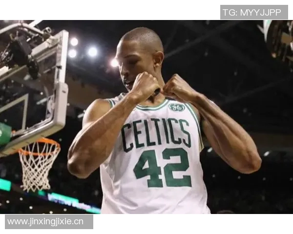 39岁依然闪耀赛场霍福德如同更成熟的追梦球员 39岁依然闪耀赛场霍福德如同更成熟的追梦球员