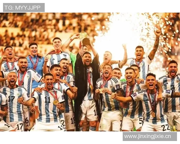 阿根廷传奇球员德尔菲诺宣布退役43岁收官生涯辉煌成就回顾 阿根廷传奇球员德尔菲诺宣布退役43岁收官生涯辉煌成就回顾