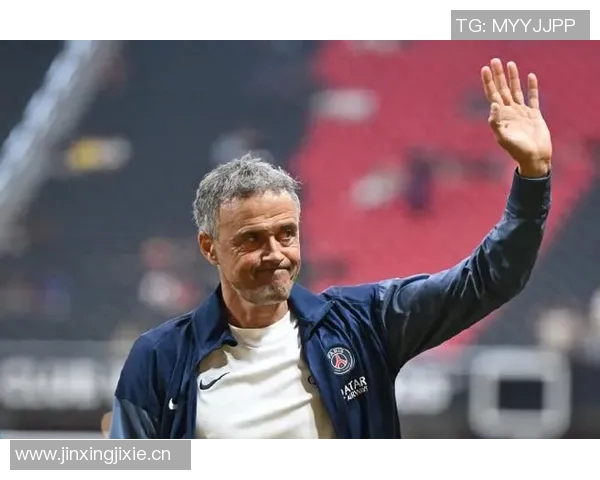 恩里克回应法甲水平质疑称维蒂尼亚为世界顶级中场之一