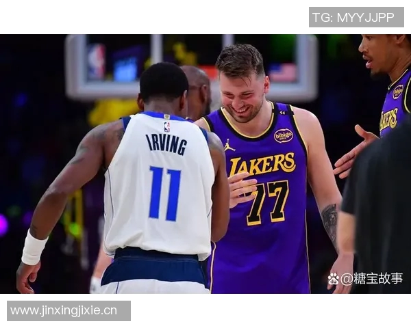 詹姆斯本赛季表现低迷球权到手立刻传给东契奇