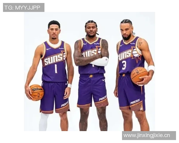 布克谈狄龙斗志与赛季起伏强调避免重复错误的重要性