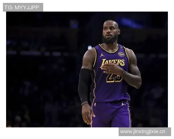 拓记:开拓者赛季初对决湖人詹姆斯缺席可能性分析 拓记:开拓者赛季初对决湖人詹姆斯缺席可能性分析