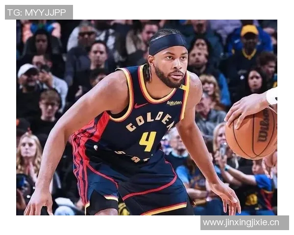 穆迪单节狂砍七记三分球成勇士队史第三位达成此壮举的球员