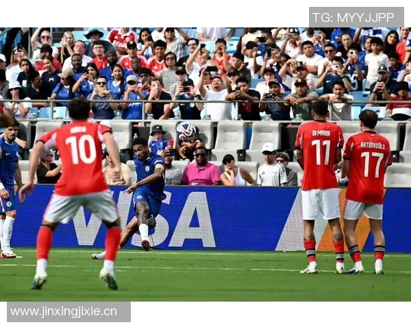 切尔西庆祝里斯詹姆斯达成200场里程碑展现纯血切尔西人风采 切尔西庆祝里斯詹姆斯达成200场里程碑展现纯血切尔西人风采