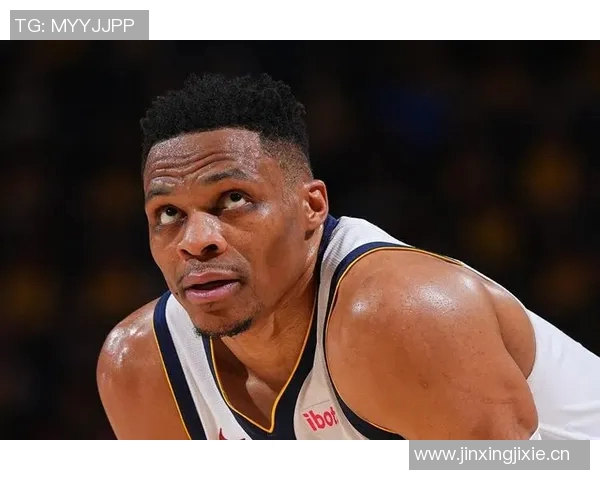 历史三双王威少仍未签约自由球员身份面临赛季开始前的重大选择 历史三双王威少仍未签约自由球员身份面临赛季开始前的重大选择