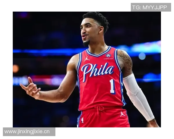 肯扬马丁称米切尔将入名人堂但未能提升队友表现 肯扬马丁称米切尔将入名人堂但未能提升队友表现