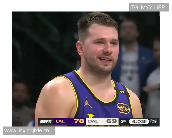 湖人自媒体调侃独行侠垫底西部引发热议球迷纷纷发声