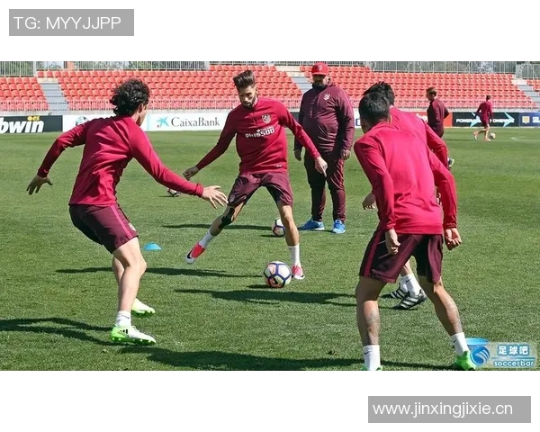 帕乔分享与马尔基尼奥斯的学习经历以及与卢卡斯的默契合作 帕乔分享与马尔基尼奥斯的学习经历以及与卢卡斯的默契合作