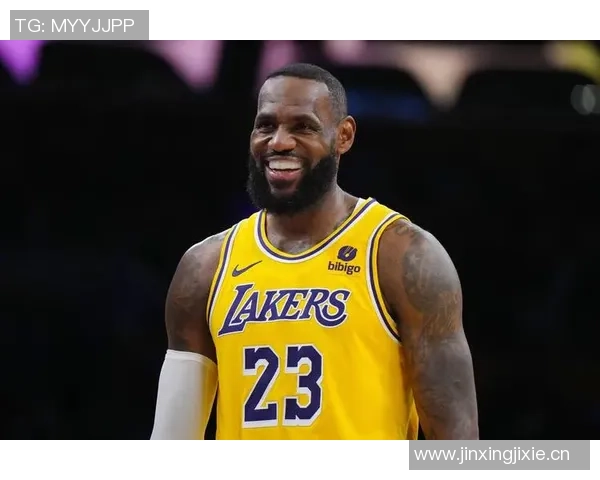 詹姆斯团队呼吁湖人谨慎安排出场时间他将缺席季前赛首战