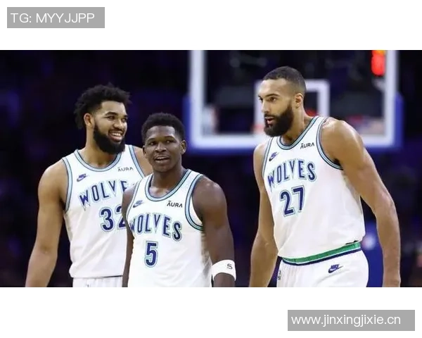 爱德华兹谈对阵唐斯的感受表达了对他的尊重与敬意