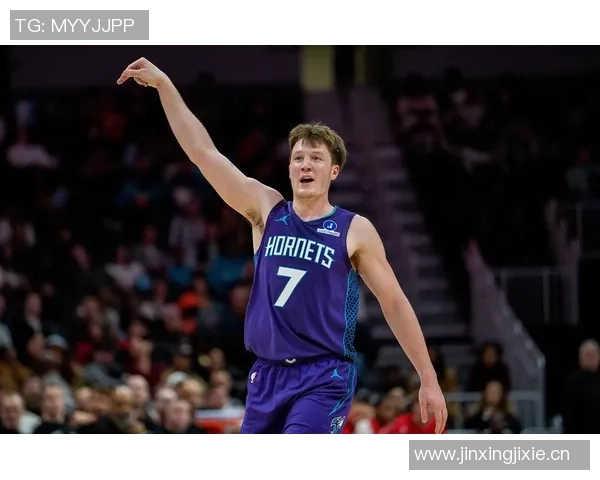 克尼佩尔新秀赛季表现惊艳场均216分7篮板三项命中率超高 克尼佩尔新秀赛季表现惊艳场均216分7篮板三项命中率超高